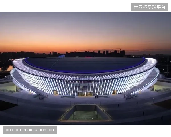 2026年的体育场馆本身即是媒体平台，低延时、无压缩的分布式视频是维持现场观众注意力的基础技术